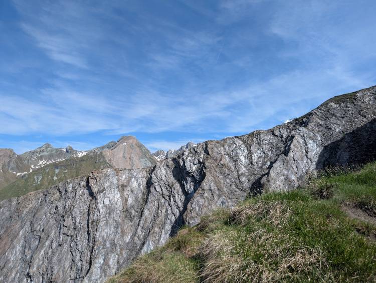 pxl_20250618_082940552.jpg pxl_20250618_082940552.jpg