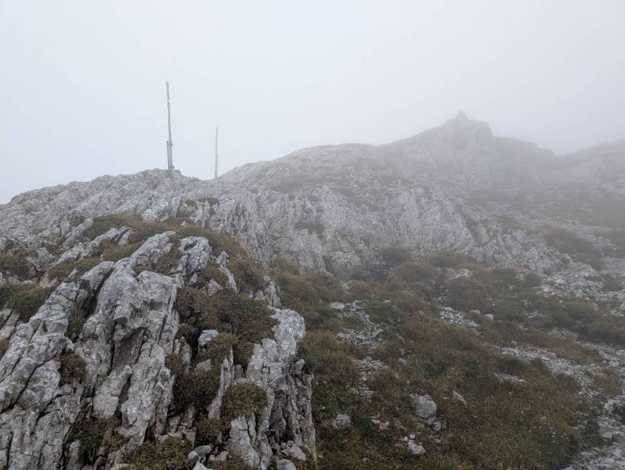 pxl_20250909_083651127.jpg pxl_20250909_083651127.jpg