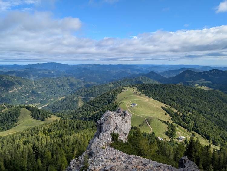 pxl_20250915_081343209.jpg pxl_20250915_081343209.jpg