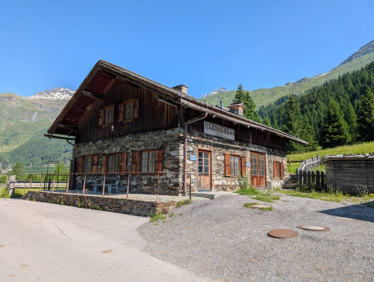 pxl_20250621_074010320.jpg pxl_20250621_074010320.jpg